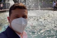 Нарушение Зеленским карантина рассмотрят в суде