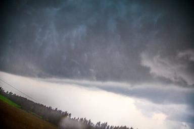 Будьте осторожны: на среду в Беларуси объявлено штормовое предупреждение из-за гроз
