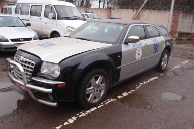 На продажу выставили автомобиль из кортежа Лукашенко: цена вас удивит 