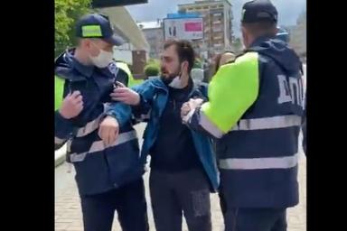 На пикете в Минске задержали мужчину: белорусы собрали деньги на его штраф за считанные минуты 