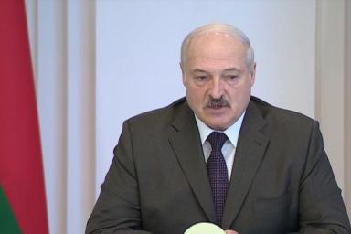 Лукашенко считает, что потеряет Беларусь, если поступит демократично
