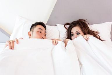 Психологи выяснили, что совместный сон с любимым человеком полезен для здоровья
