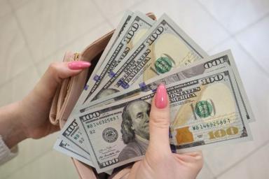В Беларуси доллар стал дороже. Курсы валют на 18 июня 2020 года