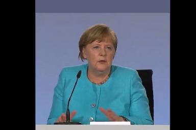 Меркель рассказала, почему не носит маску