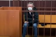 Михаила Ефремова отправили под домашний арест