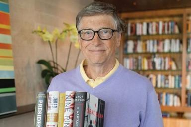 Билл Гейтс прокомментировал теории о чипировании человечества