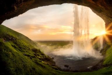 7 причин, почему хотя бы раз в жизни стоит посетить Исландию