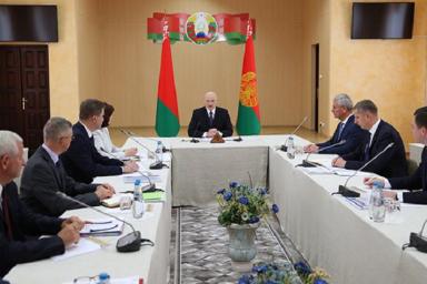 Лукашенко распорядился «серьезнейшим образом прошерстить» эту службу