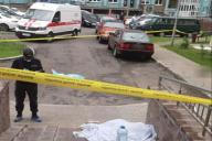 СК: в Минске около жилого дома найдены тела мужчины и ребёнка