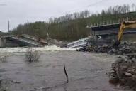 В России обрушился железнодорожный мост