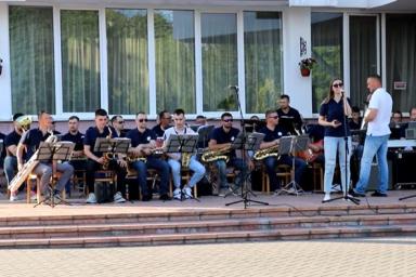 Белорусский оркестр исполнил песню Басты «Сансара». Пробирает до слез