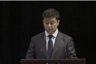 Зеленский перешел на особый режим работы из-за COVID-19 у жены