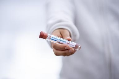 Китай пообещал обеспечить вакциной от COVID-19 весь мир