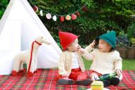 Китаянка родила близняшек с разницей в 10 лет: ученые объяснили, как такое возможно