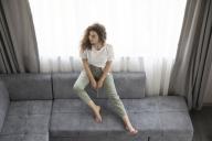 Почему дома не стоит ходить в нижнем белье: мнение эксперта