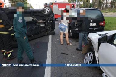 В Минске нетрезвая водитель на Geely протаранила четыре автомобиля