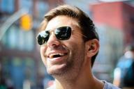 Ученые рассказали, как смех влияет на качество жизни в старости