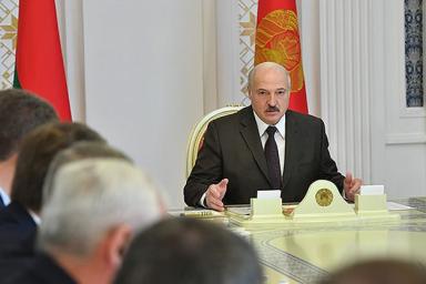 Лукашенко распорядился решить проблемы сферах строительства, ЖКХ, транспорта и энергетики: что будет сделано 