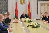 Лукашенко: банковская система должна служить белорусскому народу