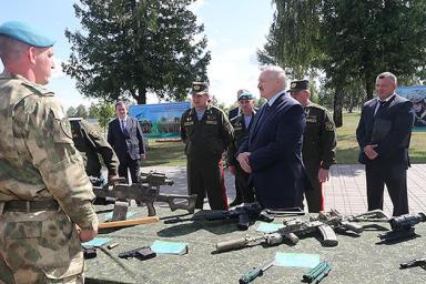 Лукашенко о конфликтах внутри страны: «Нежелательно прибегать к Вооруженным Силам. Но всякое может быть»