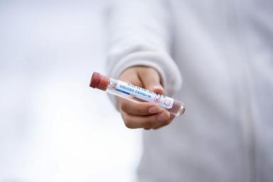 Побежден ли коронавирус: Корея передала Беларуси 2400 наборов экспресс-тестов