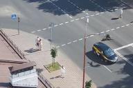 В Бресте такси сбило двух девушек: кадры наезда 