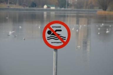Санитарно-эпидемиологическая служба Беларуси запретила купание на 13 пляжах