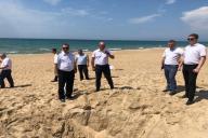 Трагедия на пляже: дети закопали 8-летнего брата в песок — он умер
