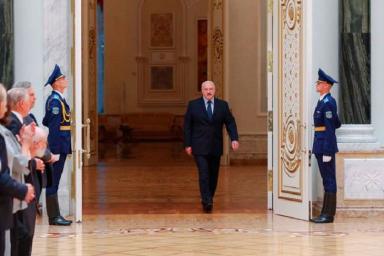 Лукашенко рассказал про «кровавый обрубок» государства