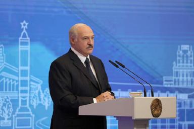 Лукашенко рассказал о тех, кто «неплохо кормит» свои семьи