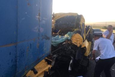 Резонансное ДТП с маршруткой в Крыму: девять погибших, есть пострадавшие