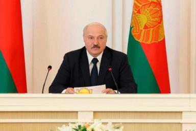 Лукашенко отправился с рабочей поездкой в Несвижский район