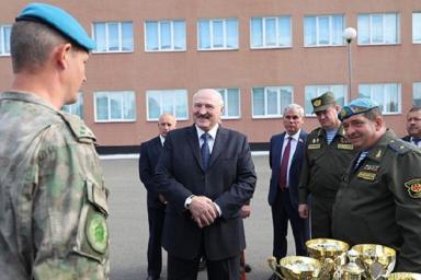 Лукашенко: они убили практически всех, кто стоял на защите Беларуси