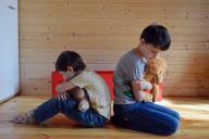 Психологи назвали 5 поступков родителей, на которые сильно обижаются дети