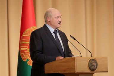 Лукашенко переболел коронавирусом и рассказал о своих симптомах