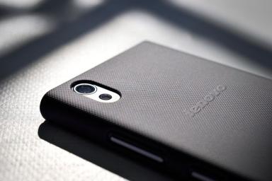 Lenovo представит горизонтальный игровой смартфон с системой охлаждения как в ноутбуке