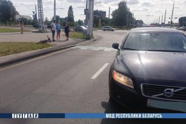 В Бресте 10-летний школьник на велосипеде протаранил Volvo на перекрестке