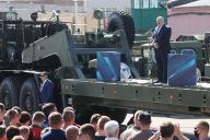 Получили те, кто бросался на ментов: Лукашенко высказался про избитых на Окрестина