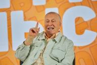 Жириновский поспорил на ящик пива, что Беларусь войдет в состав России