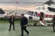 Лукашенко в бронежилете и с оружием в руках прилетел во Дворец Независимости