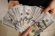 В июле белорусы купили рекордное количество валюты