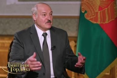 Лукашенко о своих недоброжелателях: Я им сказал: поймаю, оторву яйца! Я их отловлю