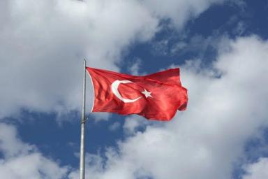ЕС введет Турции санкции за незаконную буровую деятельность