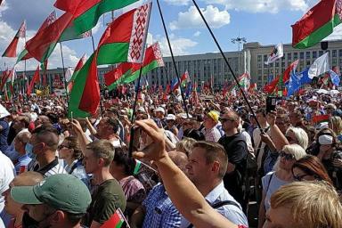Замкомандира ОМОНа: прошу всех белорусов сохранять благоразумие и не поддаваться на провокации