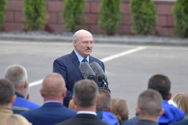 Лукашенко сравнил сегодняшнюю ситуацию у границ Беларуси с началом Великой Отечественной войны