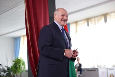 Лукашенко об уличных акциях: То, о чем я говорил, это все подтверждается