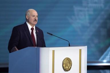 Лукашенко произнес слова, после которых зал аплодировал ему две с половиной минуты