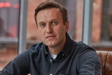 Самолет с госпитализированным Навальным прибыл в Берлин