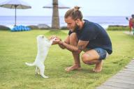 Ученые выяснили, почему не все собаки хранят верность человеку