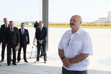 Лукашенко: «Мы разберемся с каждым, кто сегодня провоцирует и толкает этих пацанят на беспорядки»